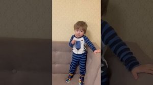 ребенок ругается с бабушкой.#baby #смехдослез #карапуз #сын