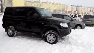 Уаз Патриот зимой в городе