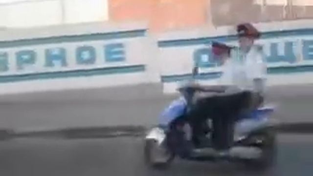 МУсора чип и деилэто надо видеть смотреть онлайн