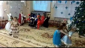 Танец "В лесу родилась ёлочка"