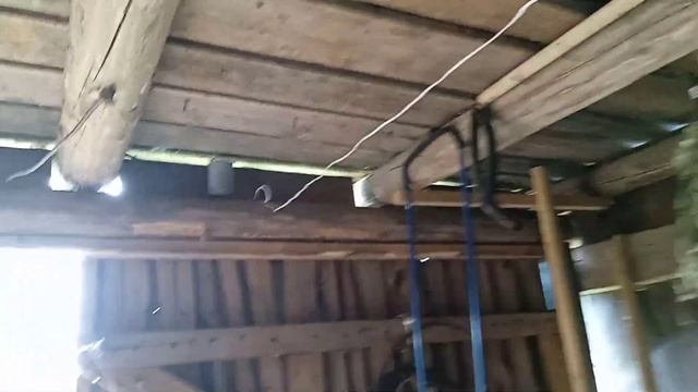 Музыкальный центр в гараже. Из колонок и сабвуфера elenberg. смотреть онлайн