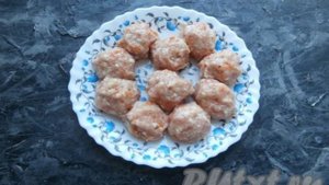 Суп с фрикадельками и яйцом