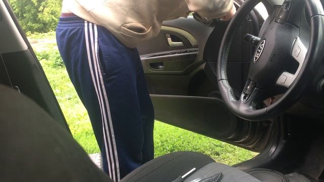 Снимаем обшивку на Kia ceed 2011 смотреть онлайн