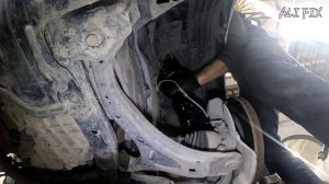 замена амортизатора и опоры стойки - ссылка на стабилизатор... hyundai santa fe 2010 - 2012