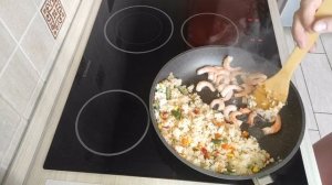 Жареный рис с креветками по Тайски (домашний рецепт)