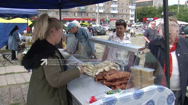 Традиционная ярмарка сельхозтоваропроизводителей переехала на площадь у ДК «Металлург»