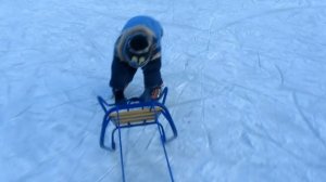 Как научить ребёнка кататься на коньках.  Самый простой способ.