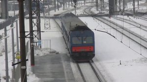 Дизель-поезд АЧ2 отправляется со станции Брянск-II-Льговский