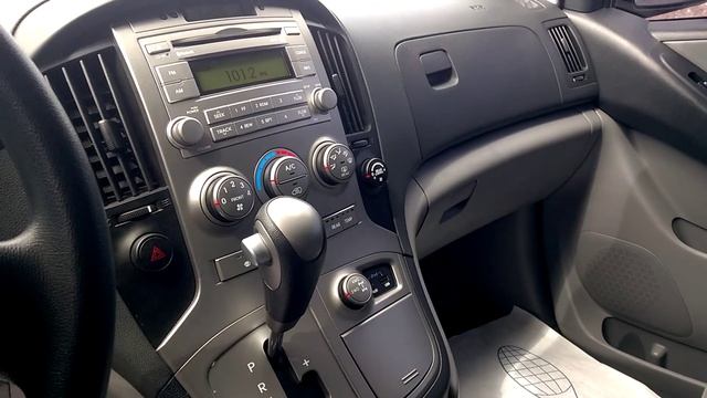 Grand Starex, 2015 г.в, CVX Luxory, 4WD, черный. смотреть онлайн