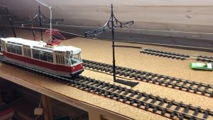 Трамвай должен ходить медленно Tram Should Go Slowly