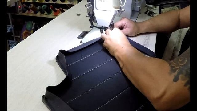 НАУКА ПЕРЕТЯЖКИ – автоковрики из кожзама / SCIENCE OF AUTO UPHOLSTERY – Car Mats