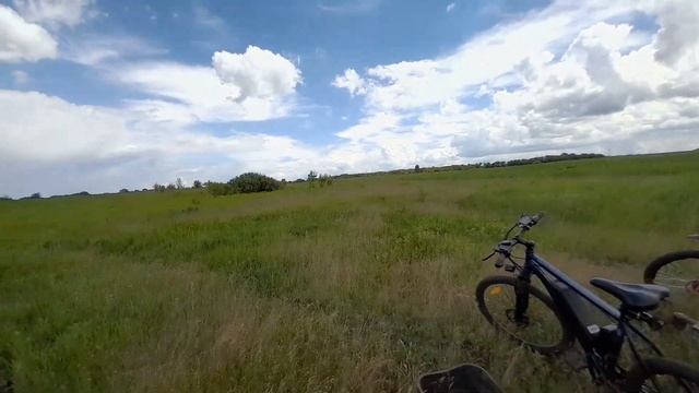 16.06.22. Металлокоп в полях с металлоискателем QUEST X5