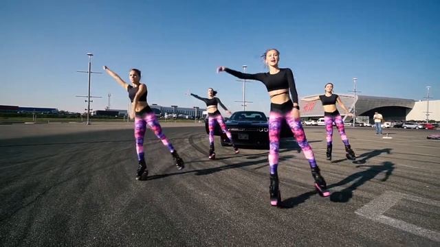 Kombi & Kangoo Jumps смотреть онлайн