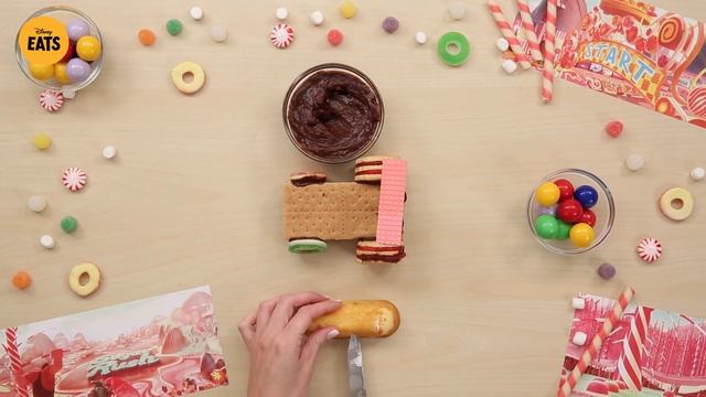 Wreck-It Ralph's Vanellope’s Candy Race Kart | Disney Eats смотреть онлайн