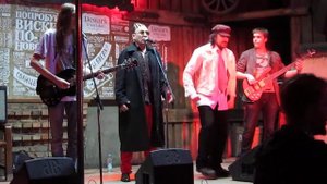 нина голова болит