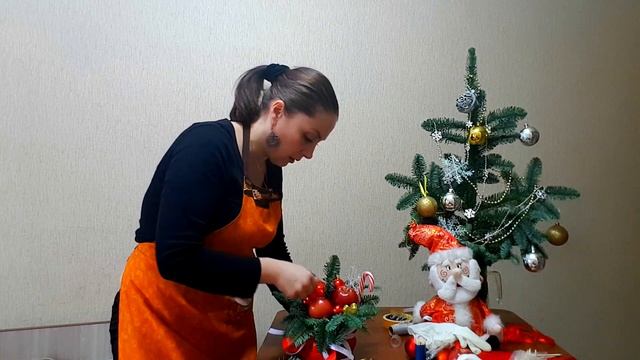 Мастер-Класс Новогодний букет из шапки Деда Мороза смотреть онлайн