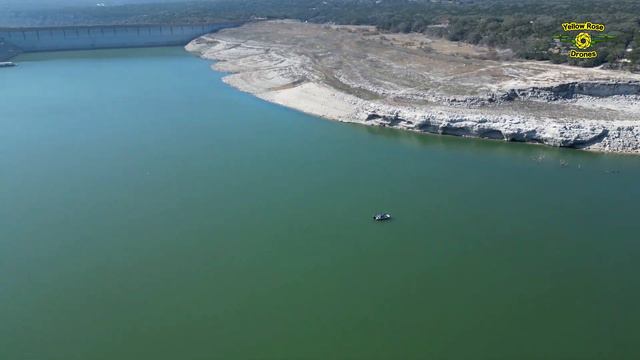 Drone View of Medina Lake TX Water Level 6.4% on January 1 2023 #drought #djimini3pro