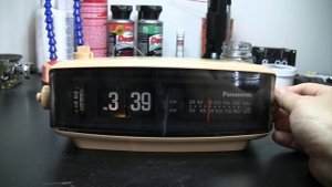 Panasonic RC-6001 Space Age Flip Clock Radio eml-010