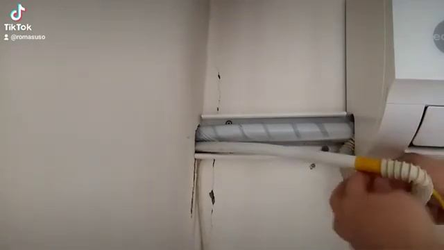 кондиционер шумит от ветра