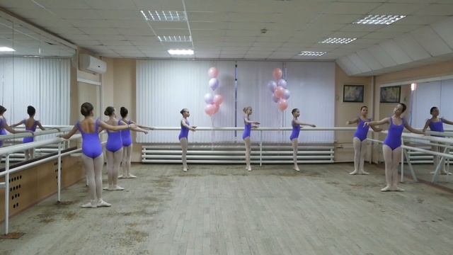 Урок классического танца ч. 1, Арабеск Саратов. Школа искусств им. В.В. Ковалева. смотреть онлайн