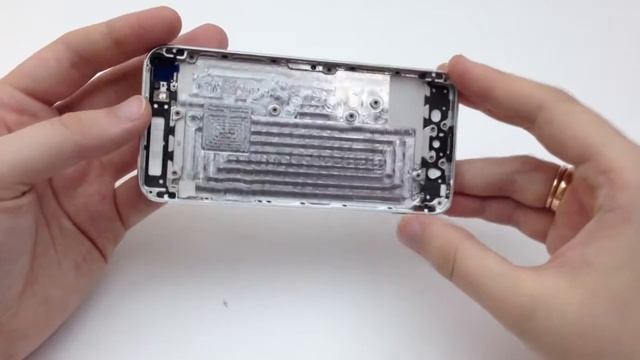 Корпус iPhone 5 смотреть онлайн