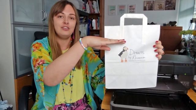 How to print on paper bags | HP Officejet 7110 A3+ printer review | Drawn by Rhiannon смотреть онлайн