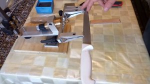 Повреждения (зарезы): деревянных притиров, кожи, наждачки, плёнок из-за демпферной пружинки.