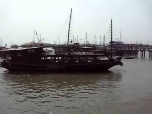 Вьетнам_01. ХаЛонг. Виды на порт.