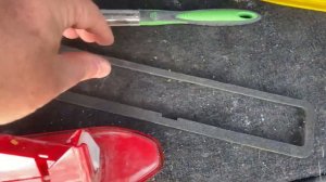 High level brake light seal replacement on a Freelander 2