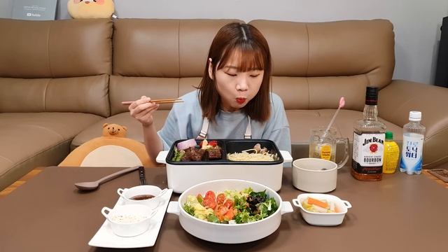 ?부채살스테이크+봉골레파스타? 아마도 가장 완벽한 브런치?!(Ft.하이볼?연어샐러드?) STEAK PASTA MUKBANG ASMR EATINGSHOW REALSOUND 요리 먹