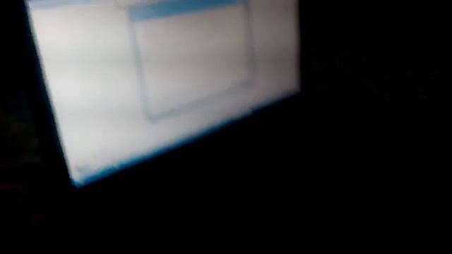 мышь блютуз (китайская не работает),заработала пока только с одним ноутом.
