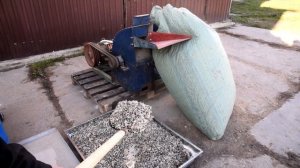 Надоело убираться в курятнике, некуда девать помет? Есть решение! Лучший способ переработки помета!