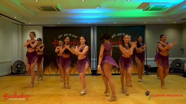 Show - Las Fieras - Chandni смотреть онлайн