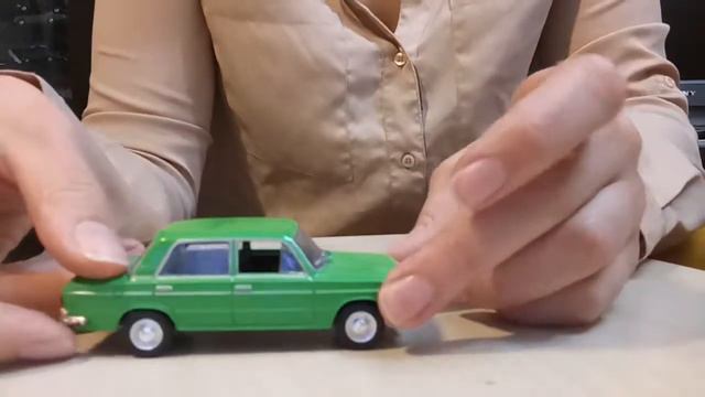 Краткий обзор по модели из серии Автолегенды СССР №7 ВАЗ-2103 смотреть онлайн