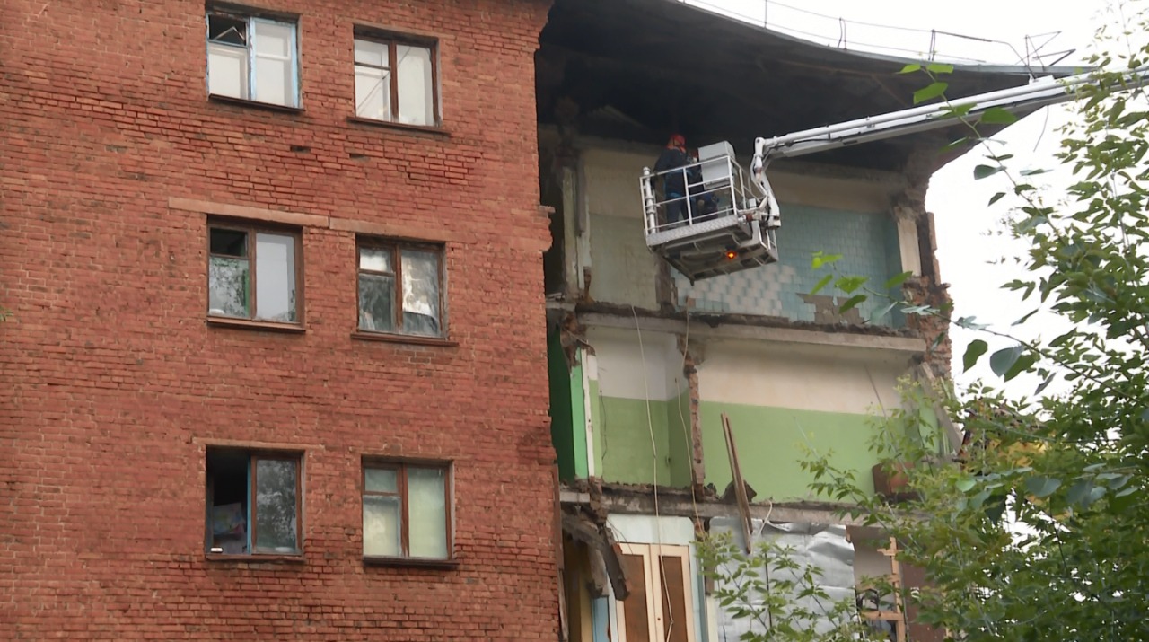 «Управдом» Обрушение кирпичной стены дома на улице XX Партсъезда (18.08.22)