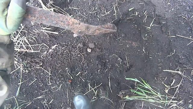 ВЗЯЛИ БОЛЬШЕ 100 КГ ОДНОЙ НАХОДКОЙ! Коп металлолома в деревне смотреть онлайн