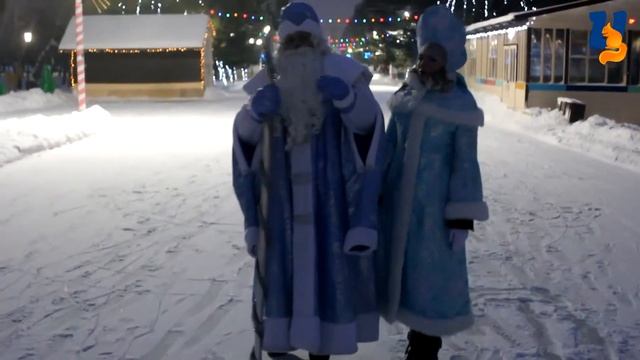 Дед Мороз, Снегурочка и "Сказочный КАТОК" смотреть онлайн