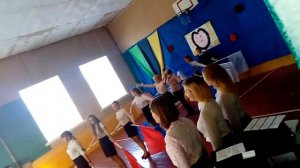 Танец с флагами под песню Россия. с.Терса