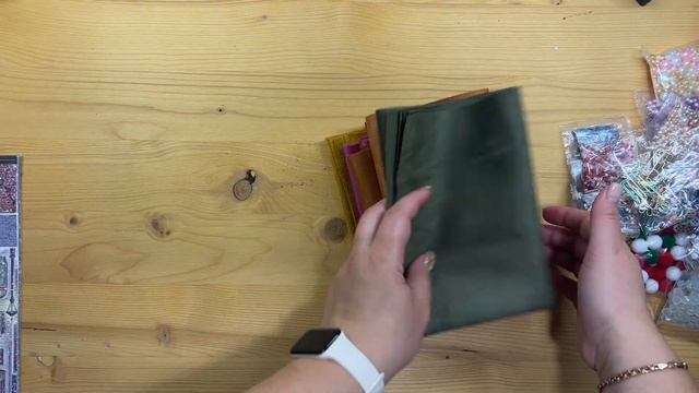 Не скрапила 2 месяца! Убираюсь на столе, показываю покупки. Скрапбукинг смотреть онлайн