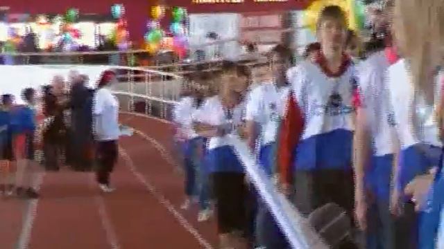 Открытие спорт-праздника 03.04.2010г.flv смотреть онлайн