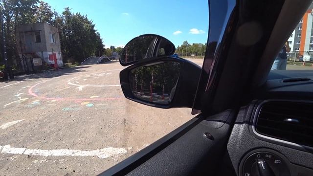 Заезд в гараж задним ходом. Автодром ГАИ Семашко(Минск 2019).