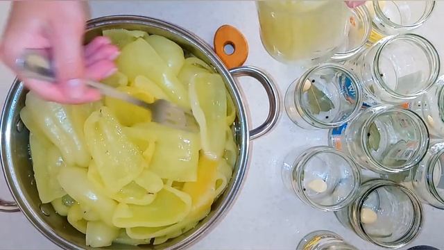 Консервированный перец - простой рецепт для каждой хозяюшки!