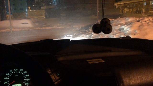 КАК ИЗБЕЖАТЬ ТРЕЩИНЫ НА ЛОБОВОМ СТЕКЛЕ В МОРОЗЫ