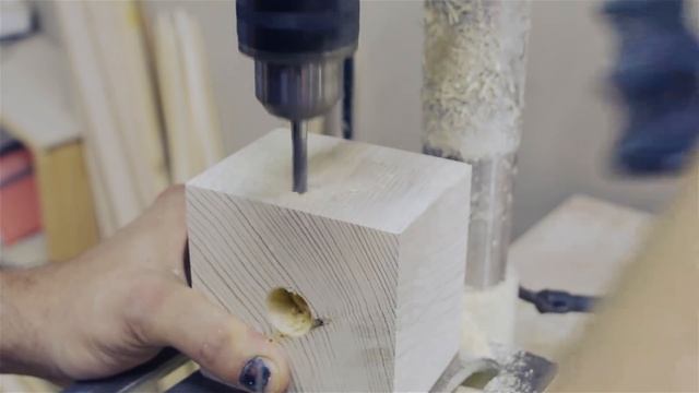 Эконочник с лампой Эдисона смотреть онлайн