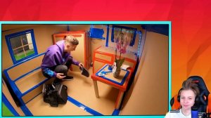 ВЛАД А4 Кто Последний Покинет КАРТОННЫЙ ДОМ Челлендж ! РЕАКЦИЯ НА ВЛАДА А4