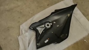 2019 BMW K1600GT Air Filter Replacement.