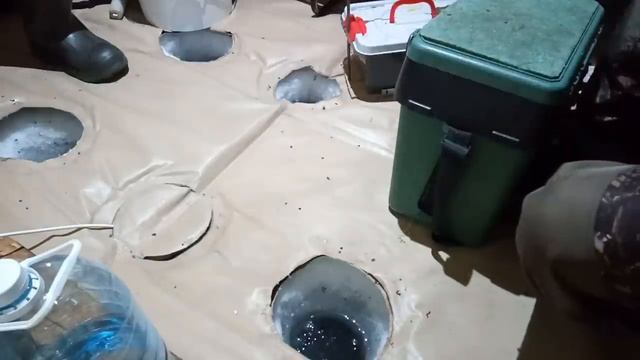 РЫБАЛКА С НОЧЕВКОЙ НА ТОБОЛЕ! СУДАК РАДОВАЛ НАС И КЛЕВАЛ НА ГИРЛЯНДЫ НА ГЛУБИНЕ 20 МЕТРОВ! РУБЛЁВКА смотреть онлайн