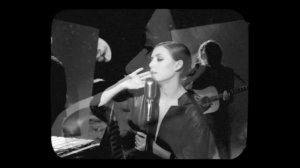 Lykke Li - I Follow Rivers (Live on the Moon)