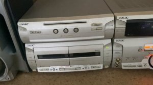 Музыкальный центр SONY MHC-W550