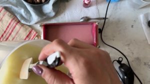 Пошаговый рецепт мыла с нуля. Нежный дизайн. Справится даже новичок.